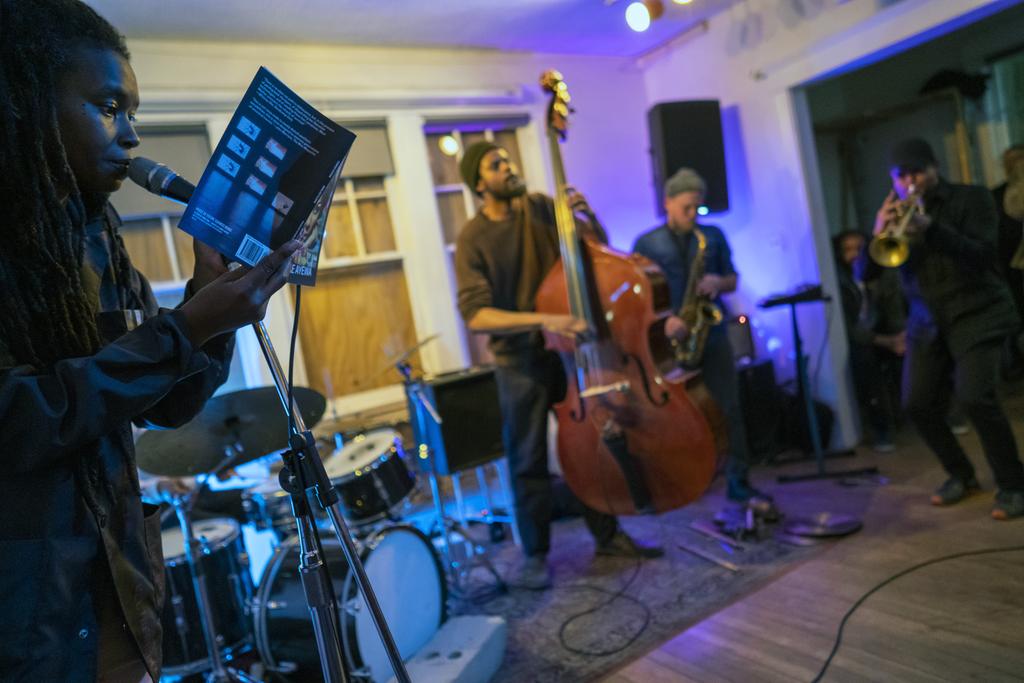 Irreversible Entanglements
